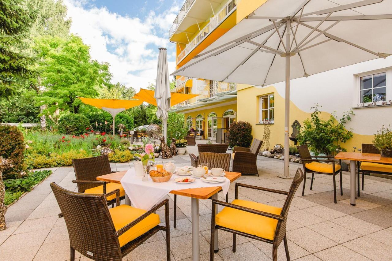 Das Moser - Hotel Garni Am See (Adults Only) Villach Exterior photo